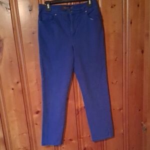 Gloria Vanderbilt Women's Bold Blue Straight Leg Jeans